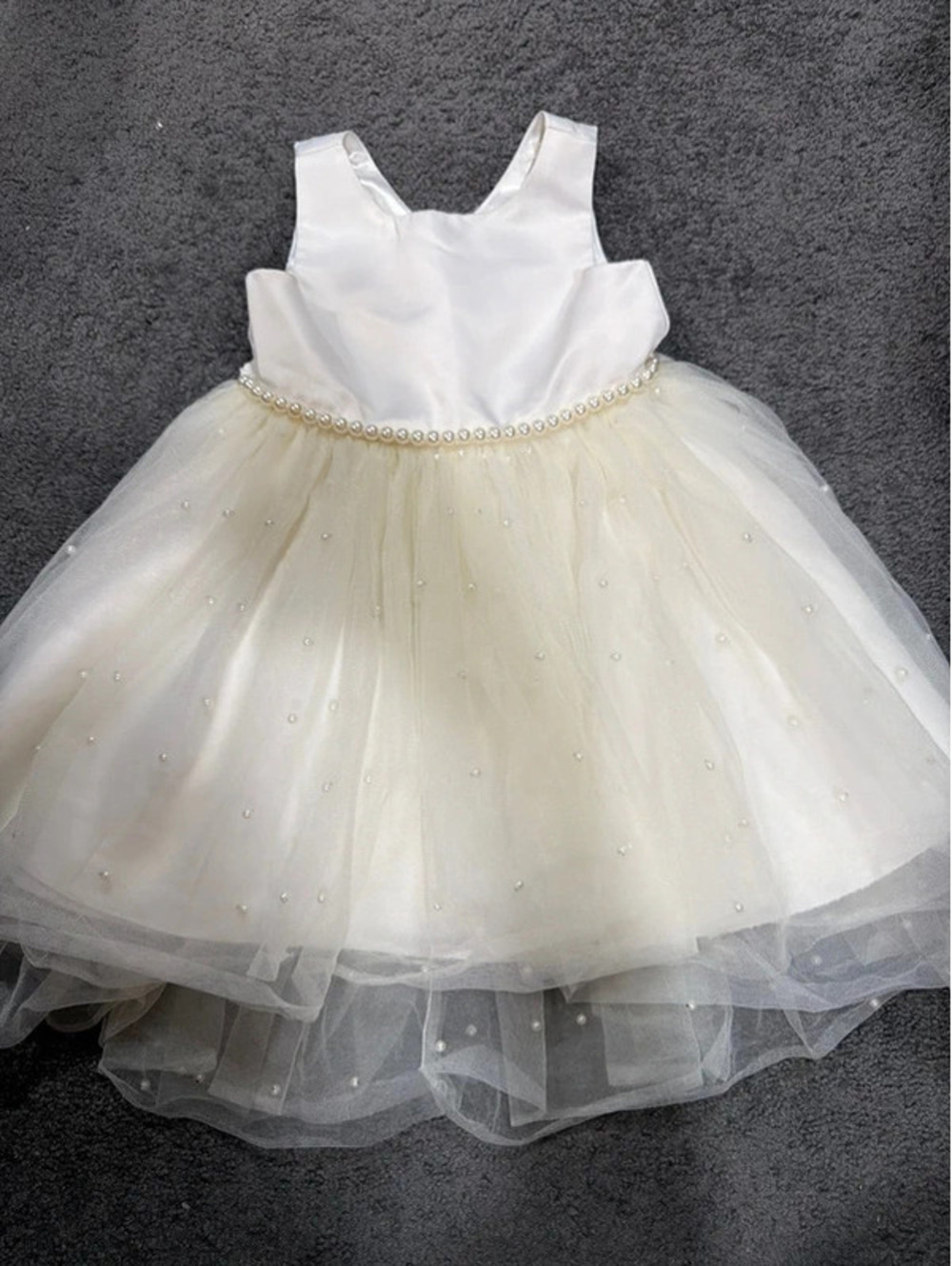 Girls size 6 dress